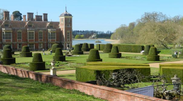 Blicking Hall