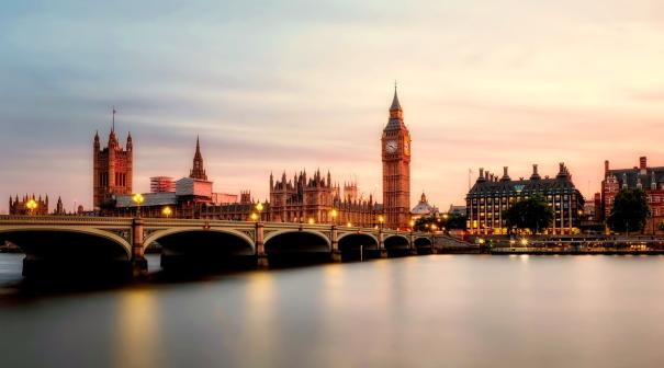 30 Minutes from Central London