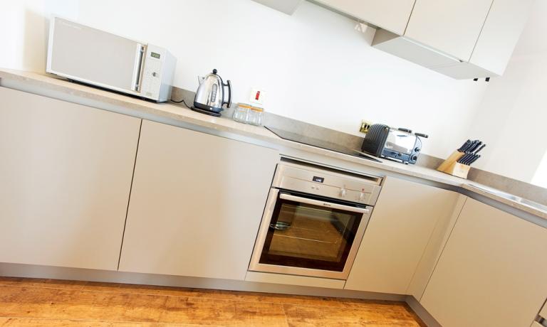  Fully equipped kitchen
