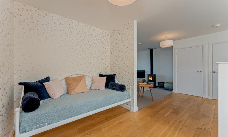 Day Bed Area