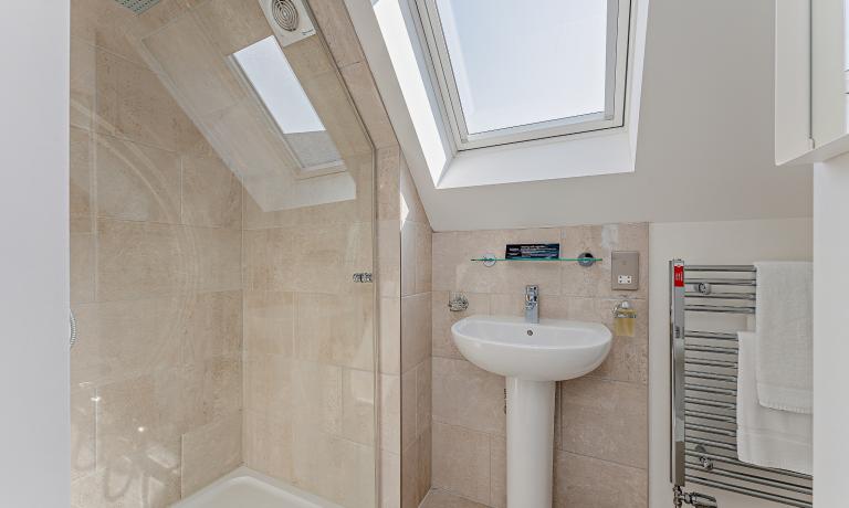Bedroom 2 Ensuite