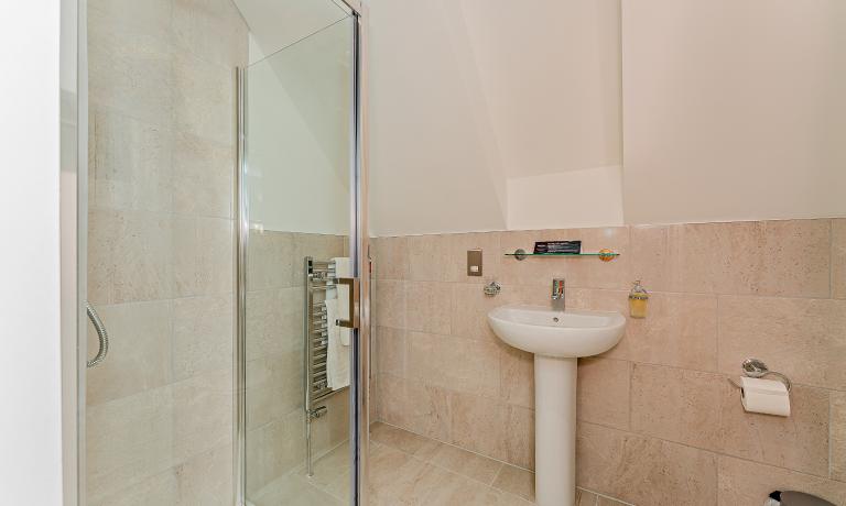 Bedroom 3 Ensuite