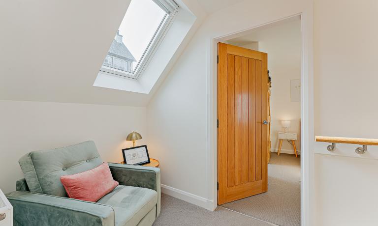 Landing Alcove