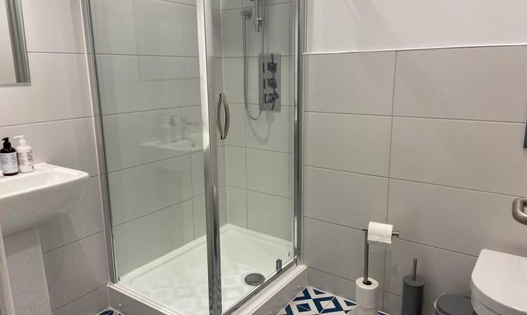 Ensuite