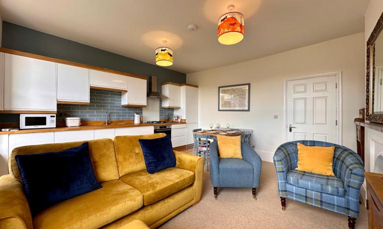Open Plan Living, Kitchen & Dining