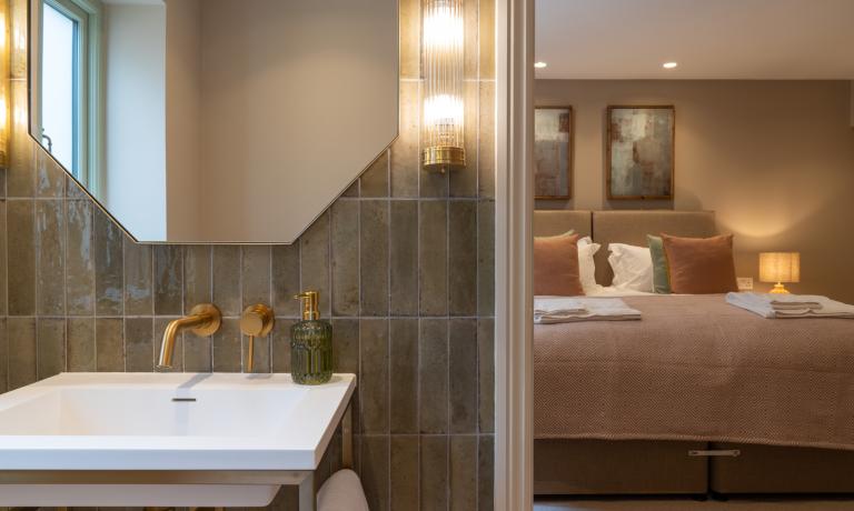 Ensuite