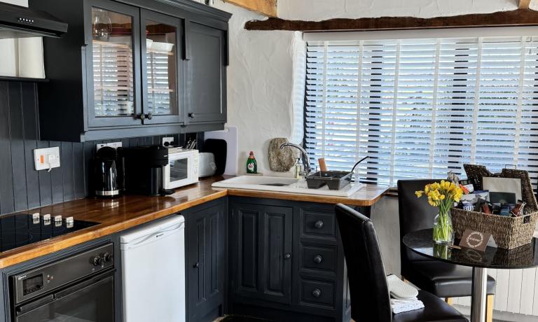 Kitchen & Dinging Space
