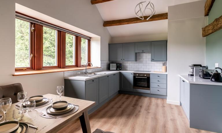 Kitchen & Dining Area