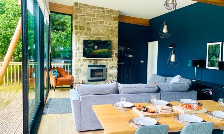 Open Plan Living, Kitchen & Dining