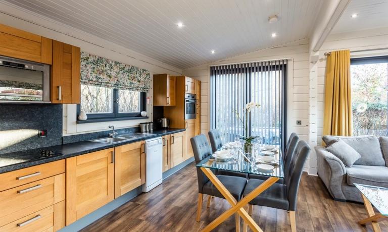 Open Plan Living, Kitchen & Dining Area