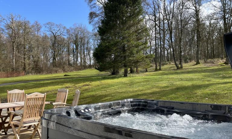 Hot tub