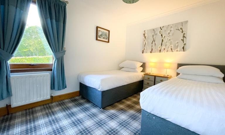 Twin bedroom