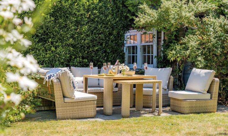 Outdoor Seating in Private Garden