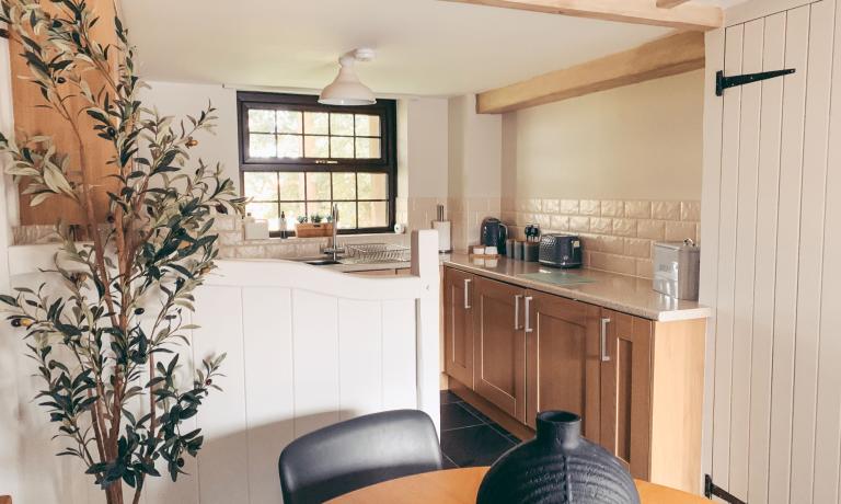 Kitchen & Dining Room
