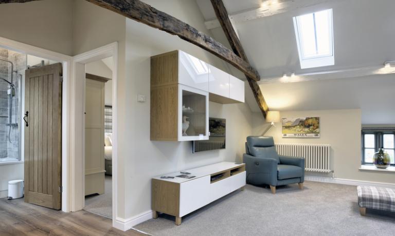   Lounge and kitchen area