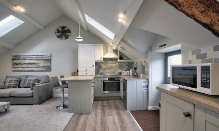   Lounge and kitchen area