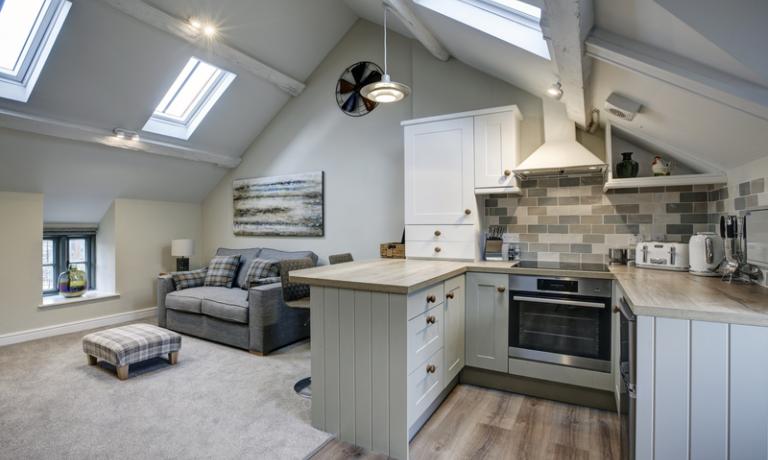   Lounge and kitchen area