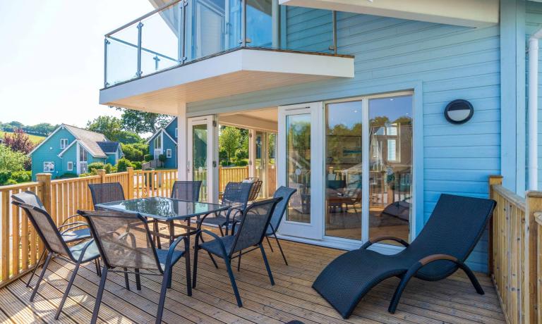 Villa 4 Decking Area