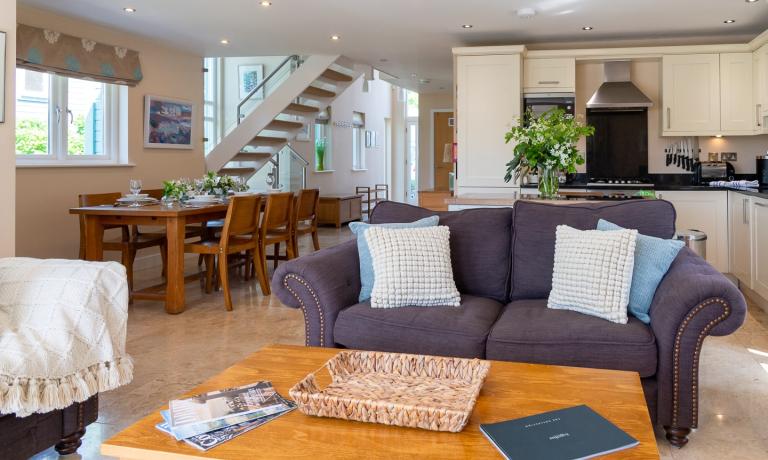 Lounge and Dining Area